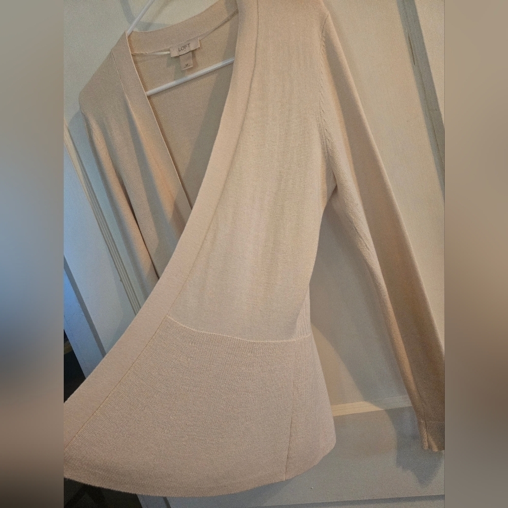 NWOT | Ann Taylor LOFT | Women's Knit Cardigan | Size: Medium | Color: Cream - Picture 8 of 13